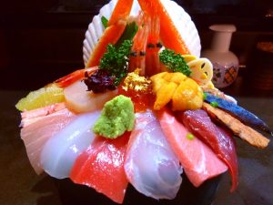 山さん寿司 :海鮮丼 2700円