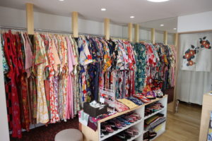 kanazawa-kimono-harema-roman-inside